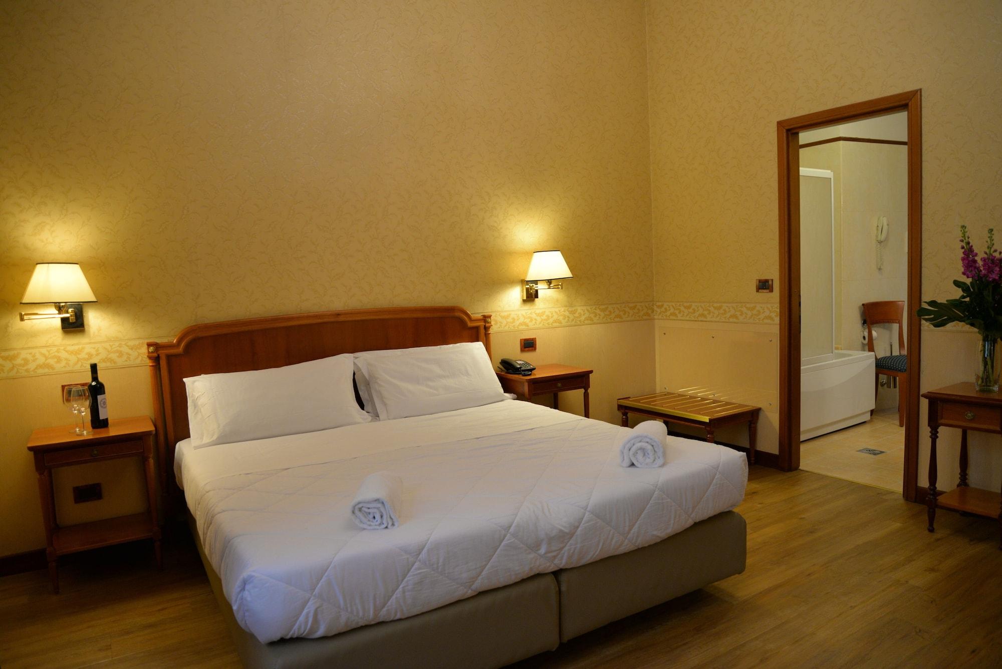 Strozzi Palace Hotel Florenz Exterior foto