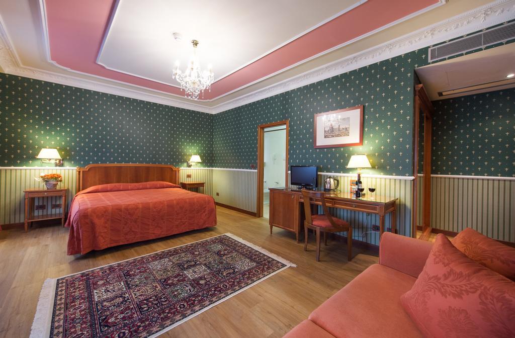 Strozzi Palace Hotel Florenz Exterior foto